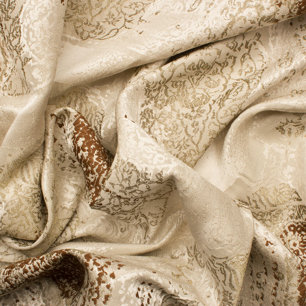 Beige Metallic Cloqué