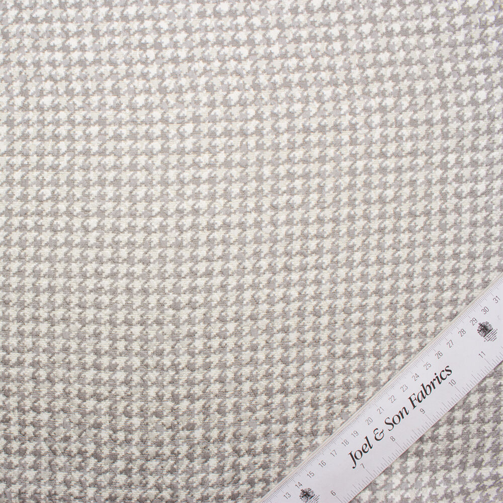 Grey/Ivory Houndstooth Cloqué (A 2.50m Piece)