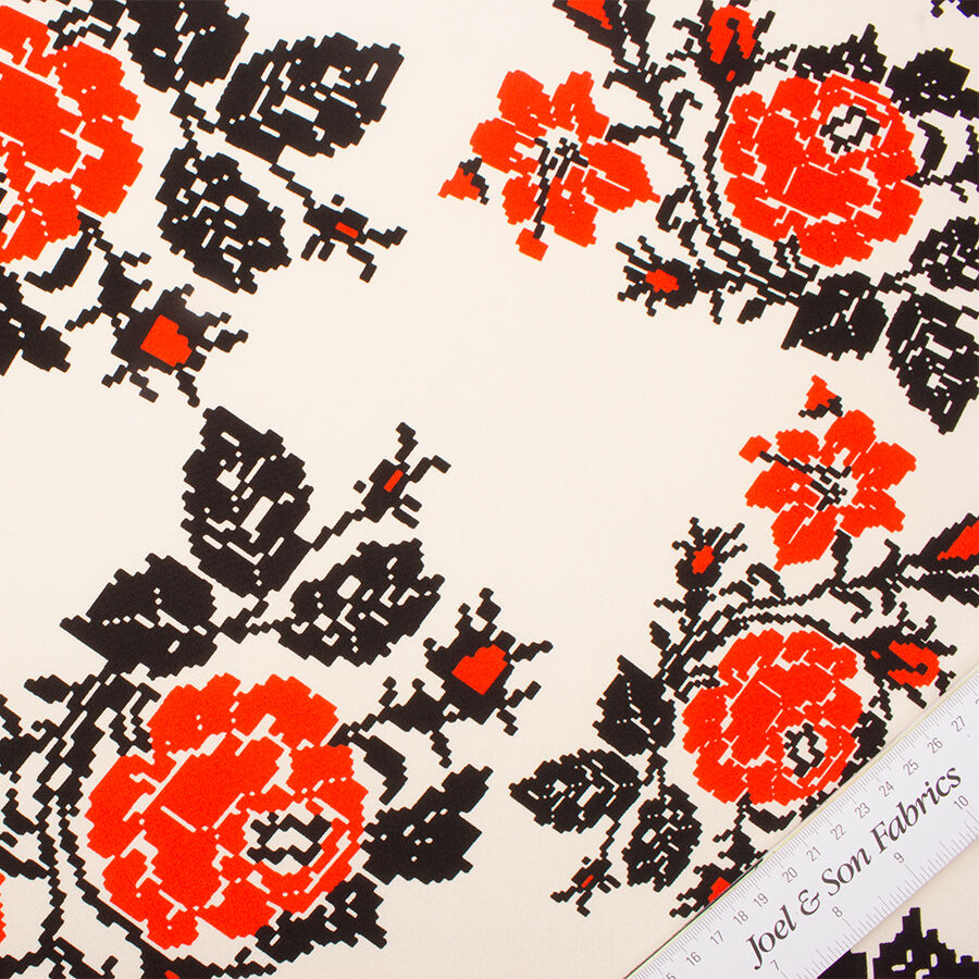 Pixelated Floral Silk Crêpe (A 1.85m Piece)