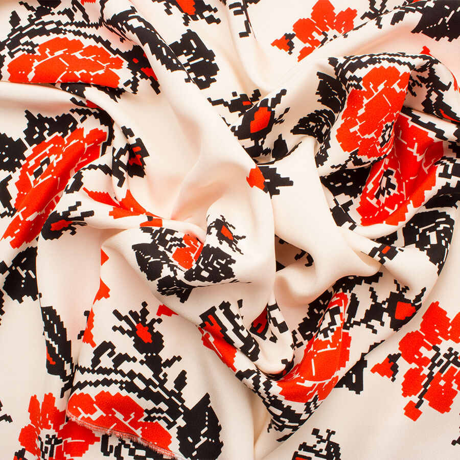 Pixelated Floral Silk Crêpe (A 1.85m Piece)