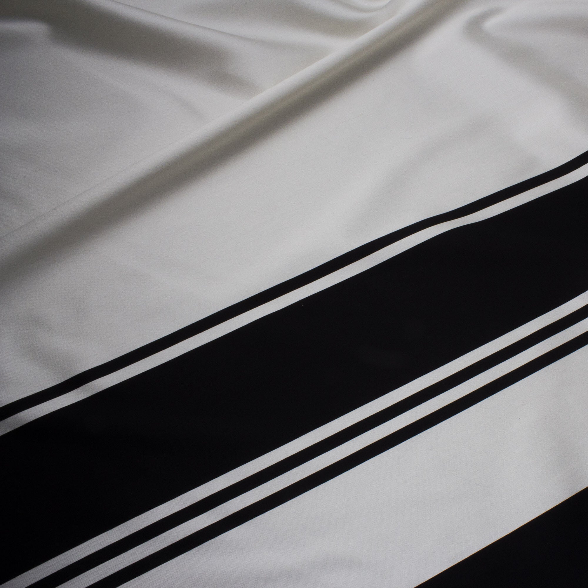 Black/Ivory Shantung