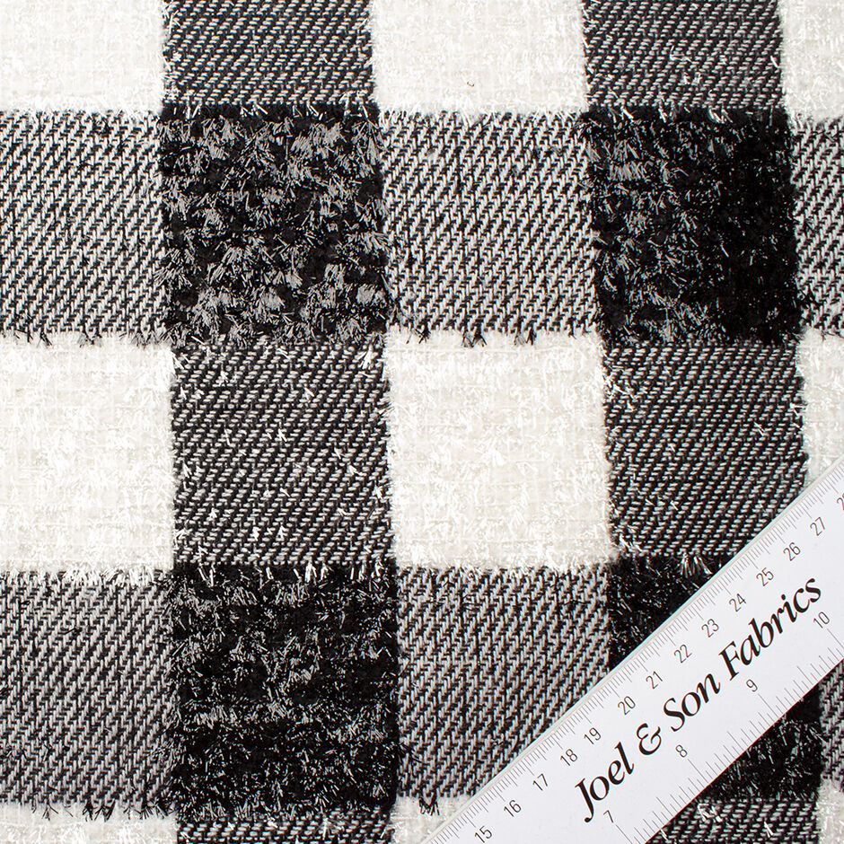 Monochrome Checkered Metallic Wool