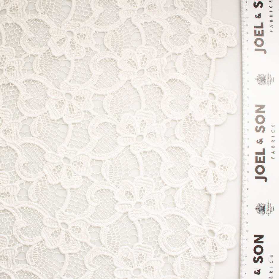 Pale Ivory Cotton Blend Guipure Lace