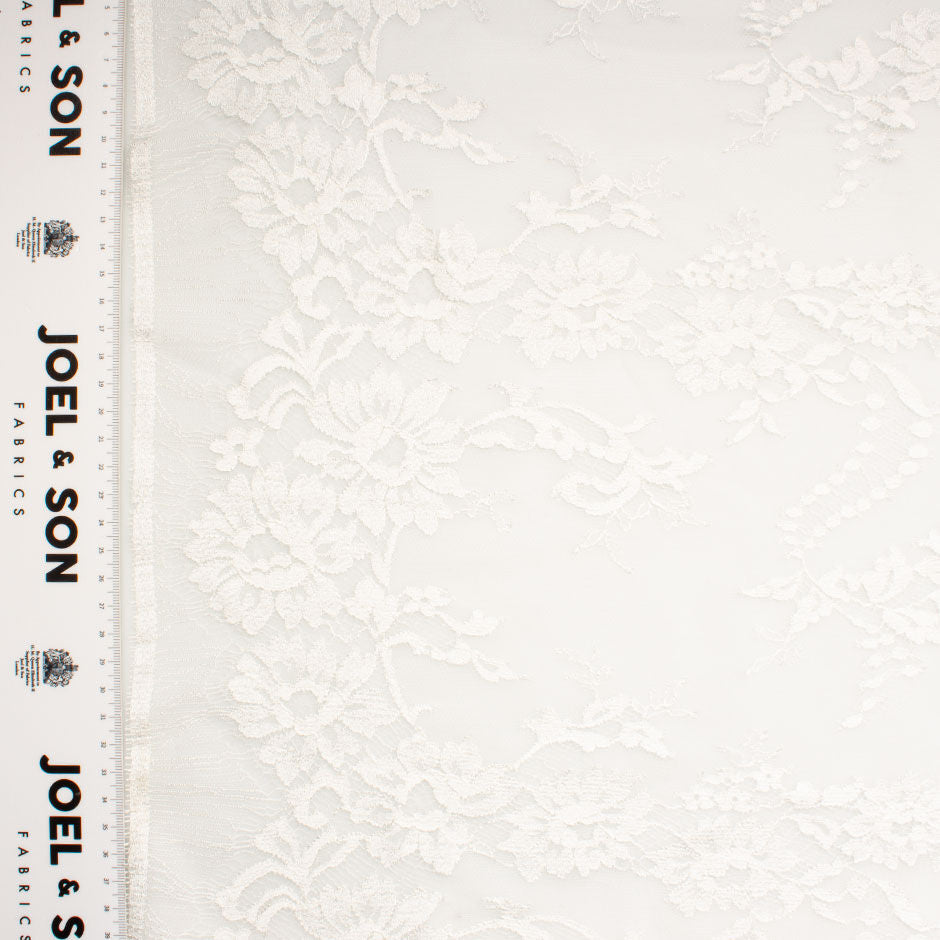 Rich Ivory Floral Chantilly Lace