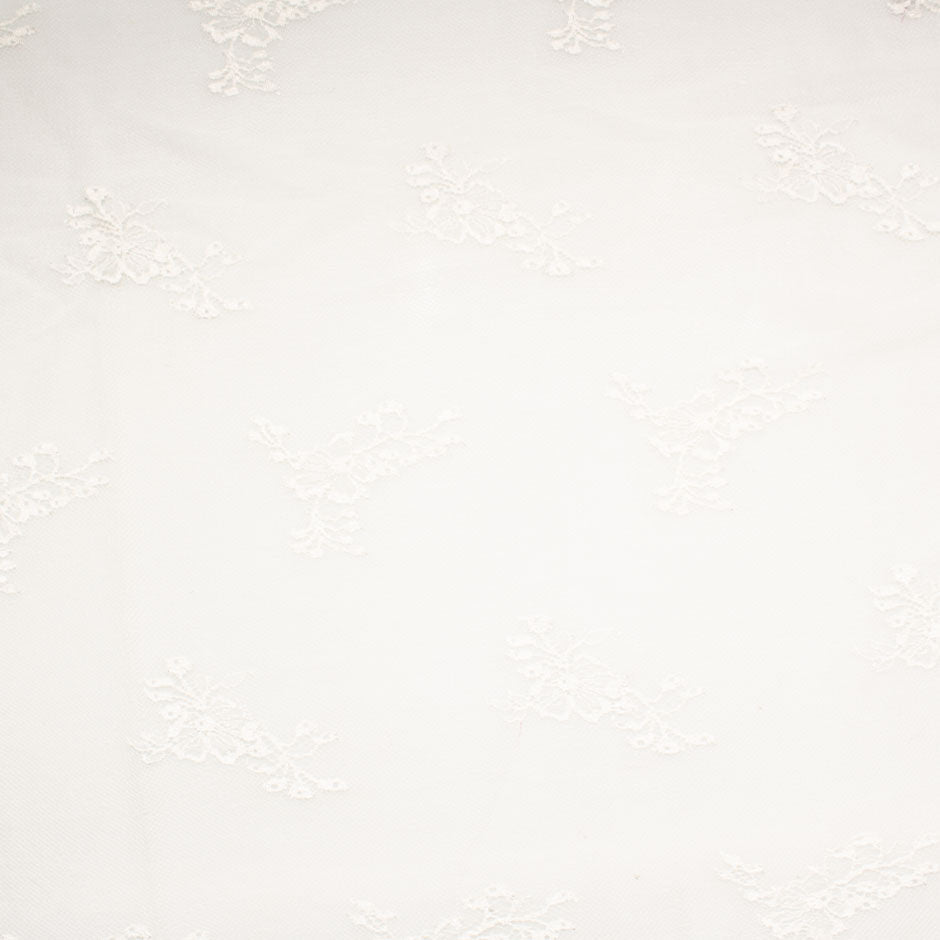 Rich Ivory Delicate Floral Chantilly Lace
