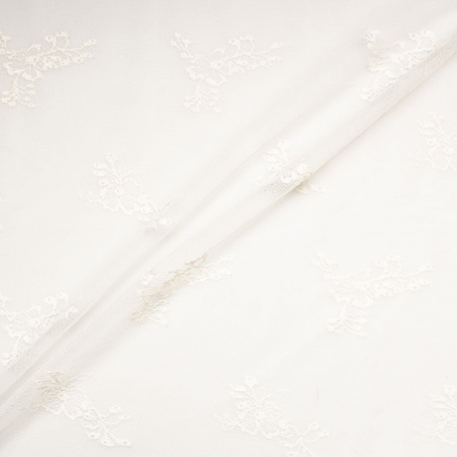 Rich Ivory Delicate Floral Chantilly Lace