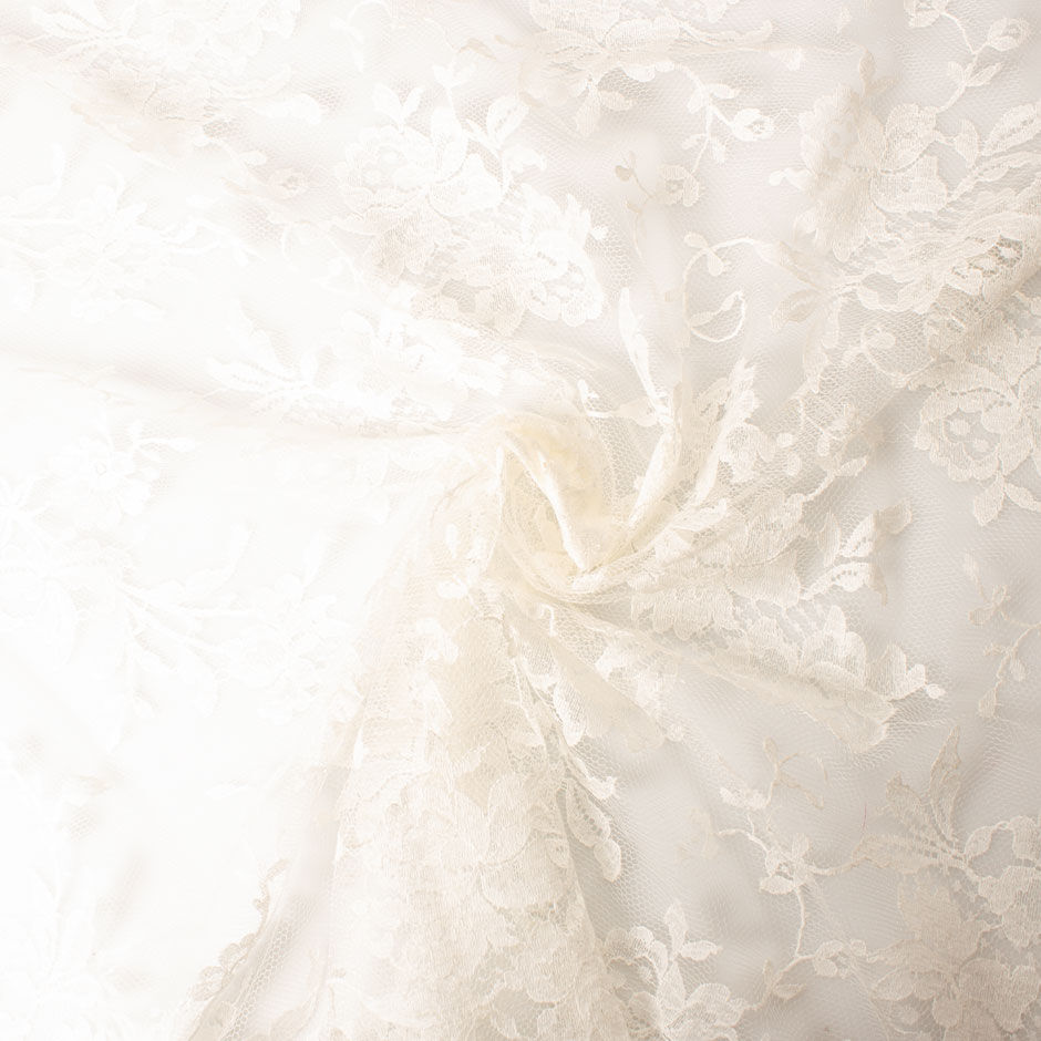 Cotton Blend Ivory Floral Chantilly lace