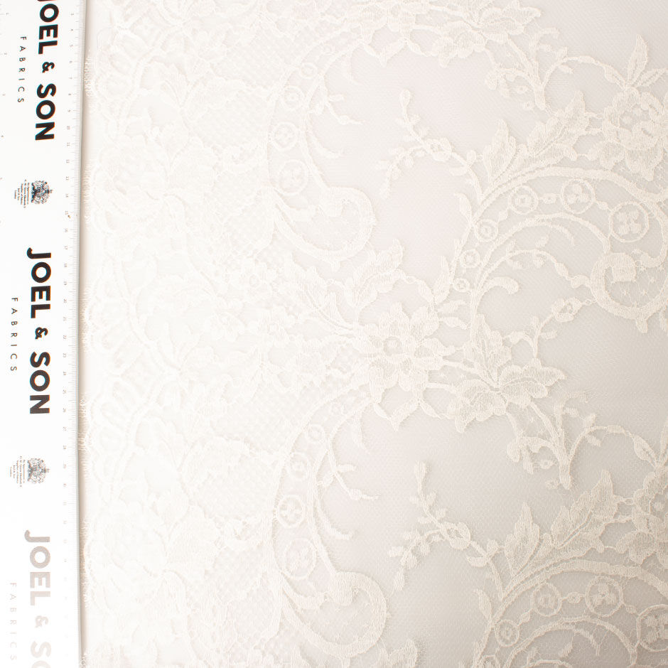 Cotton Blend Ivory Floral Chantilly lace
