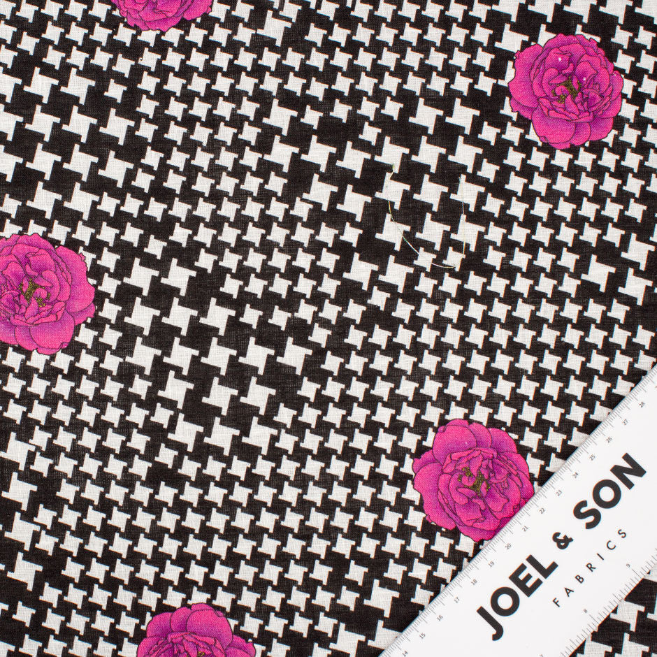 Magenta Floral Printed Black & White Dogtooth Linen