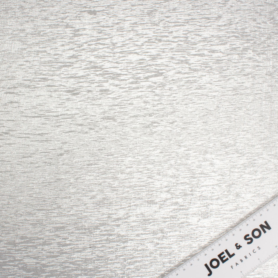 Silver White Metallic Lightweight Silk Lamé (A 1.50m Piece)