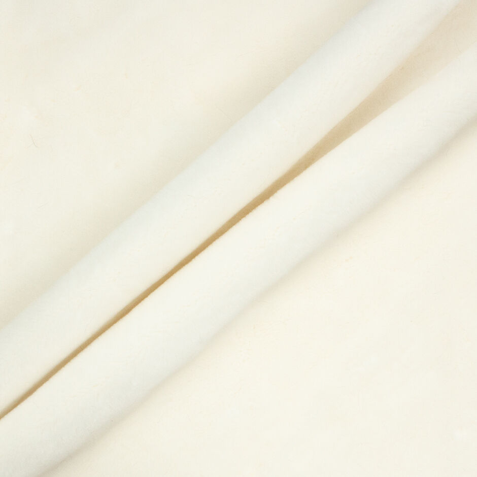 Off-White Plain Faux Fur