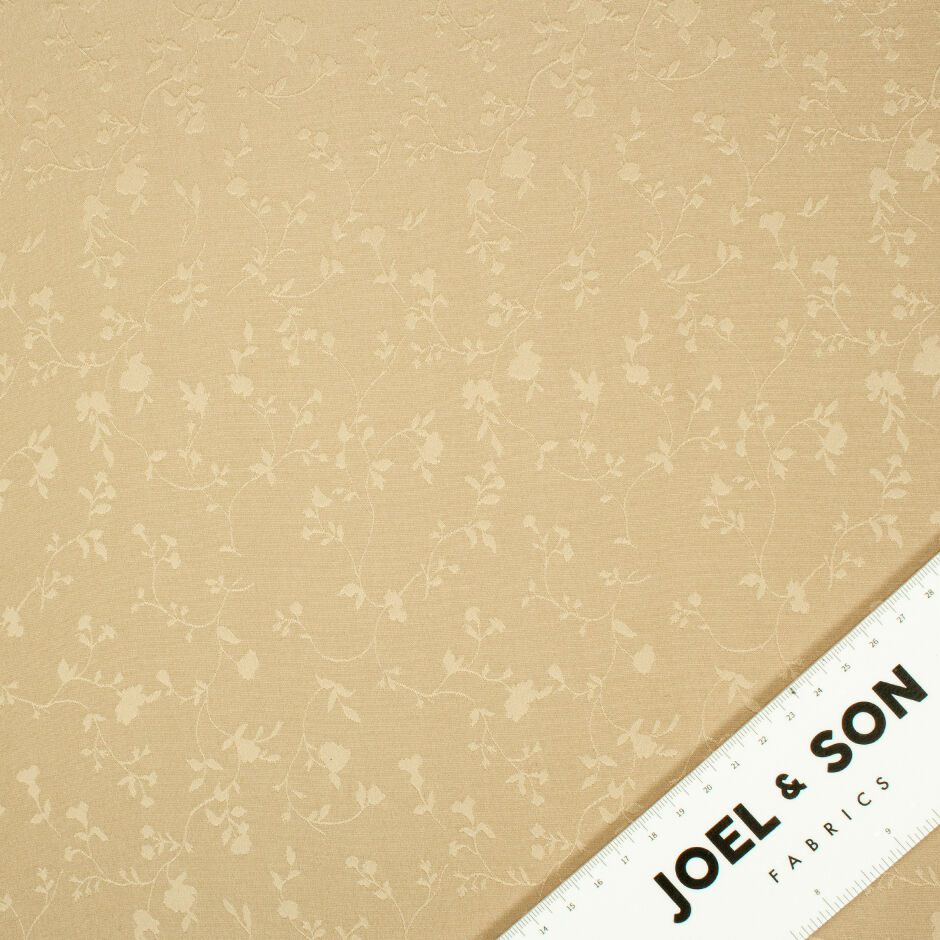 Oyster Cream Floral Jacquard Viscose Crêpe (A 2.35m Piece)