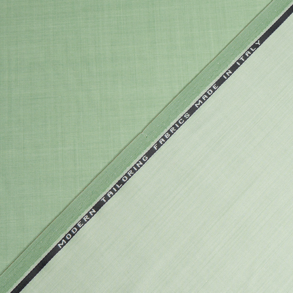 Apple Green Pure Wool Dish Dasha Suiting (A 1.60m Piece)