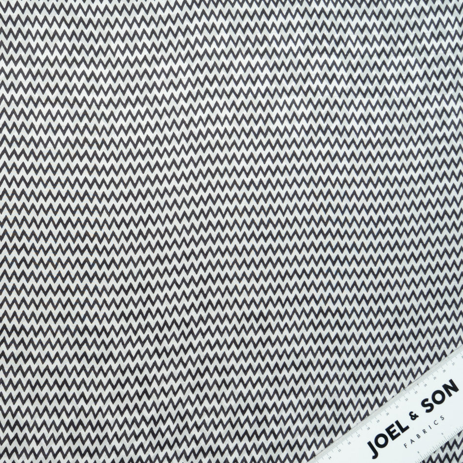 Monochrome Zigzag Pure Silk Jacquard