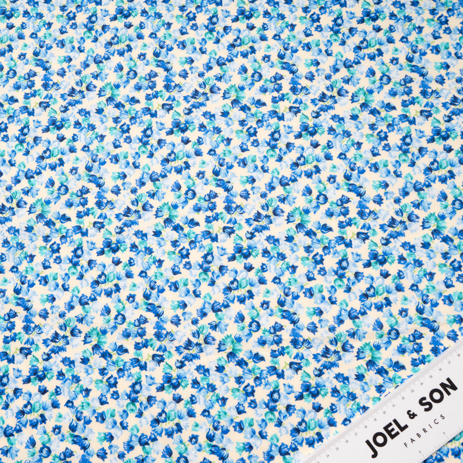Petite Blue Floral Printed Vanilla Cotton