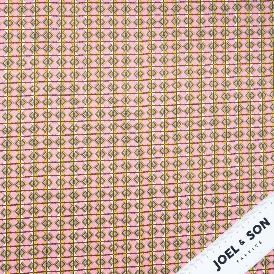 Geometric Printed Candy Pink Raso Cotton