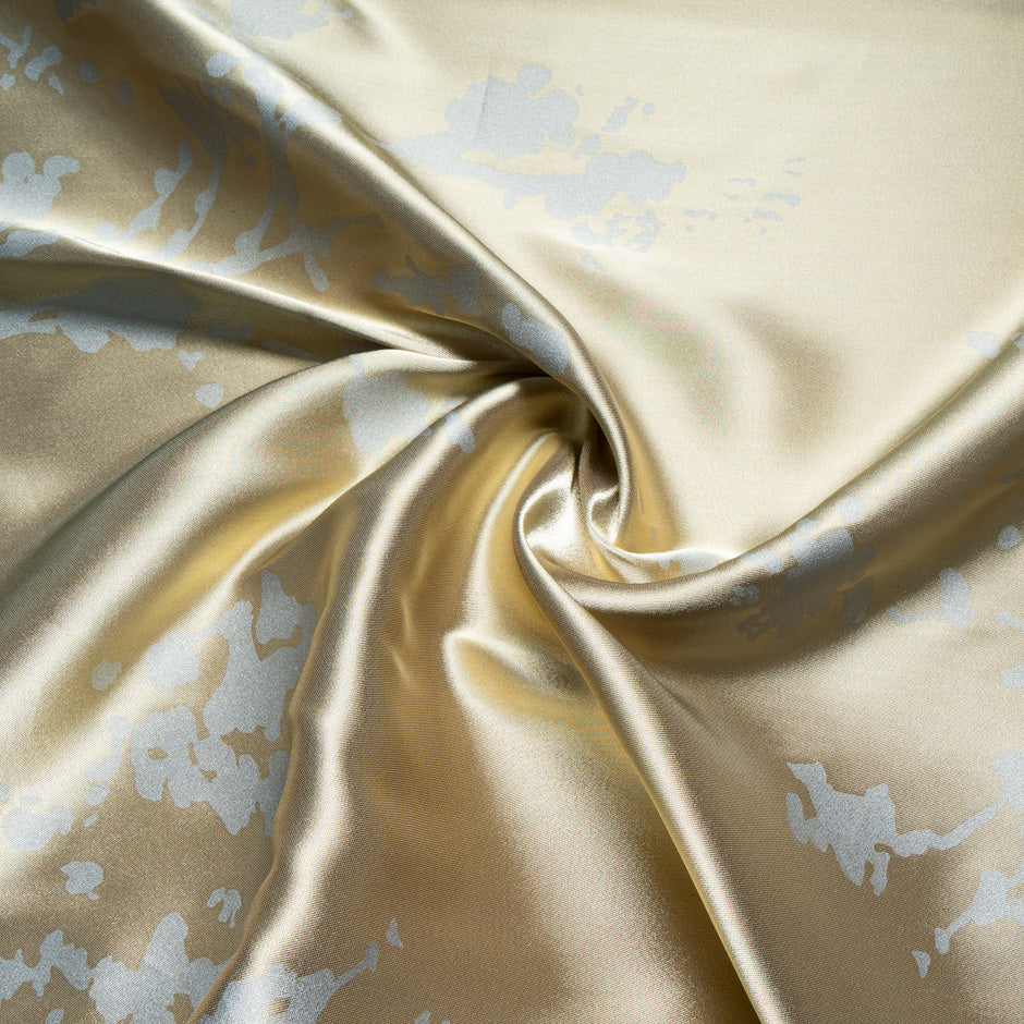 Abstract Jacquard Two-Tone Gold Jacquard Lamé