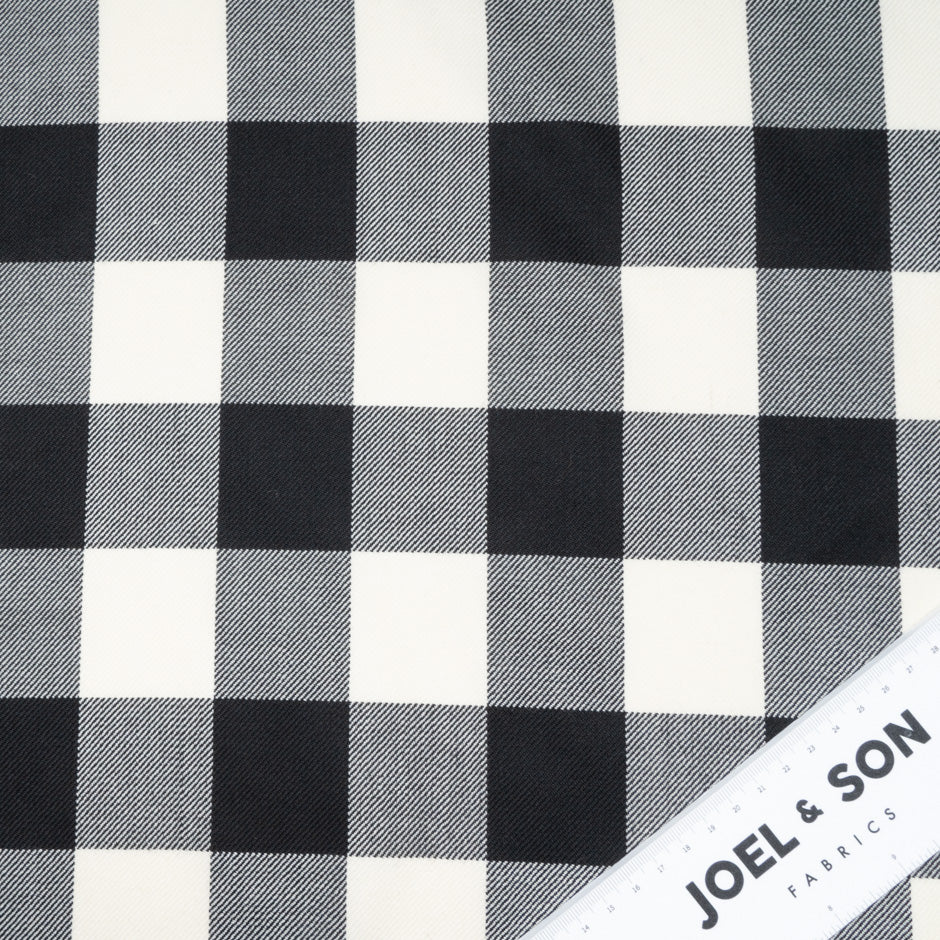Monochrome Checkered Pure Wool