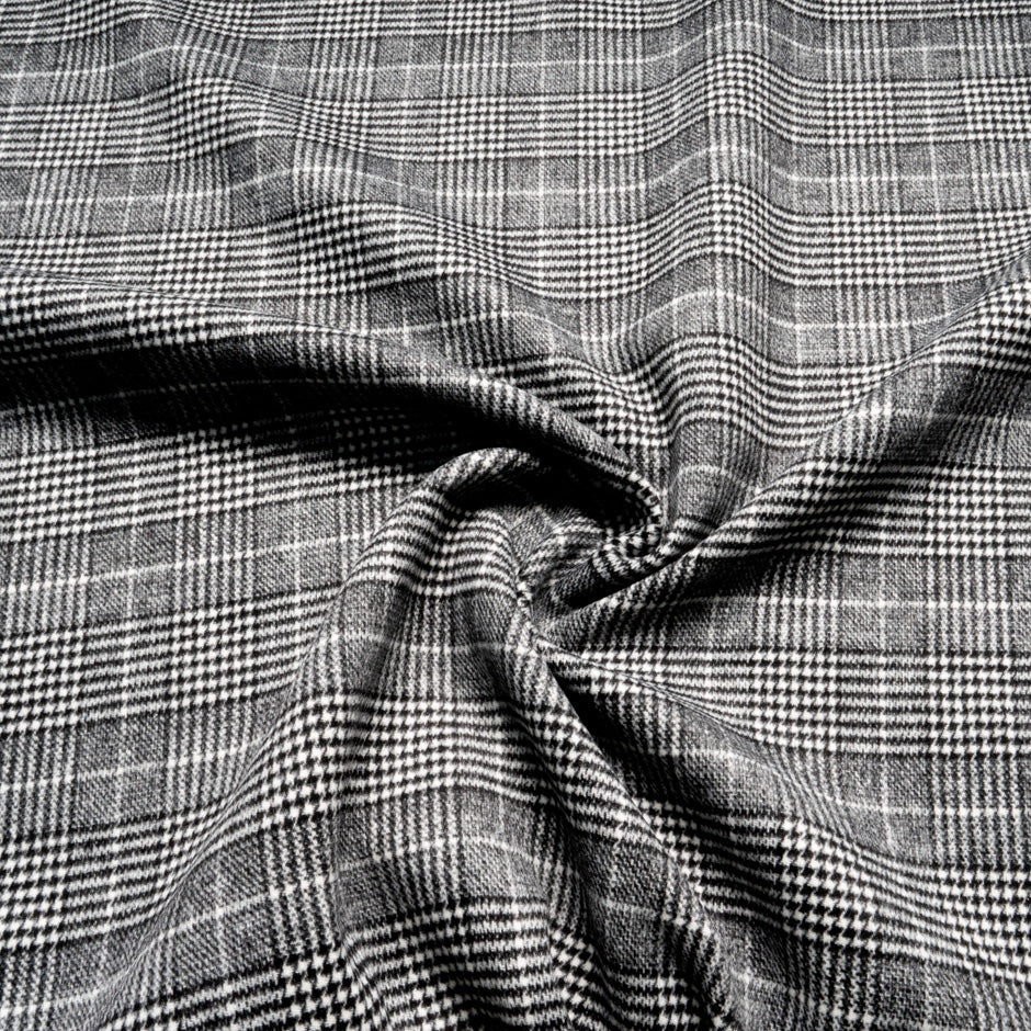Double Faced Prince of Wales Check Microfibre