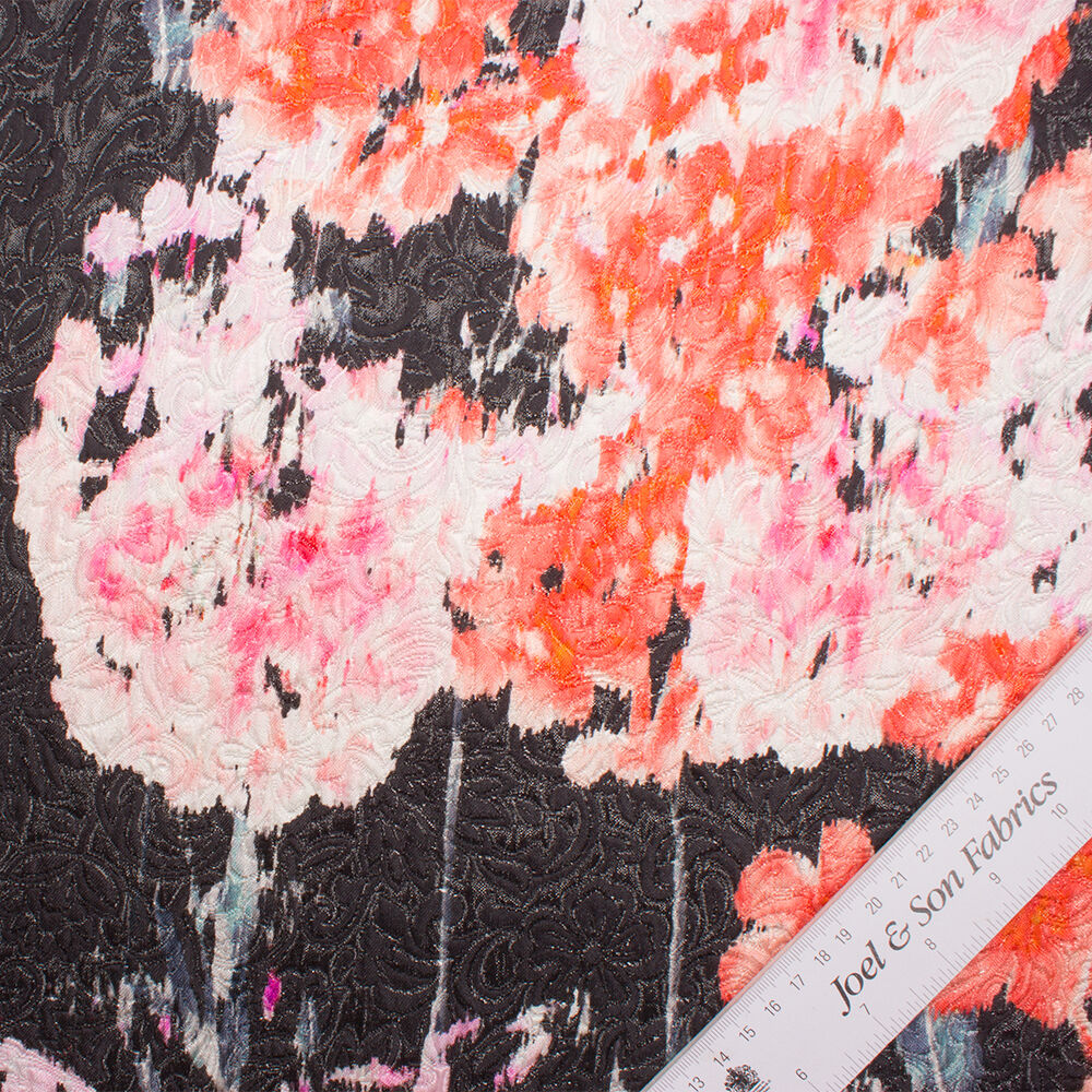 Pink/Red/Black Metallic Jacquard Cloqué (A 1.85m Piece)