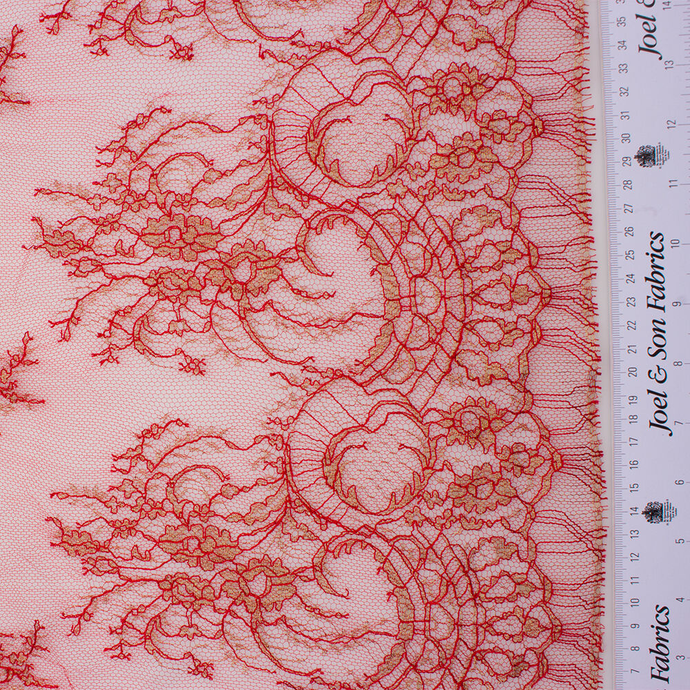 Red/Gold Metallic Chantilly Lace (A 1.60m Piece)