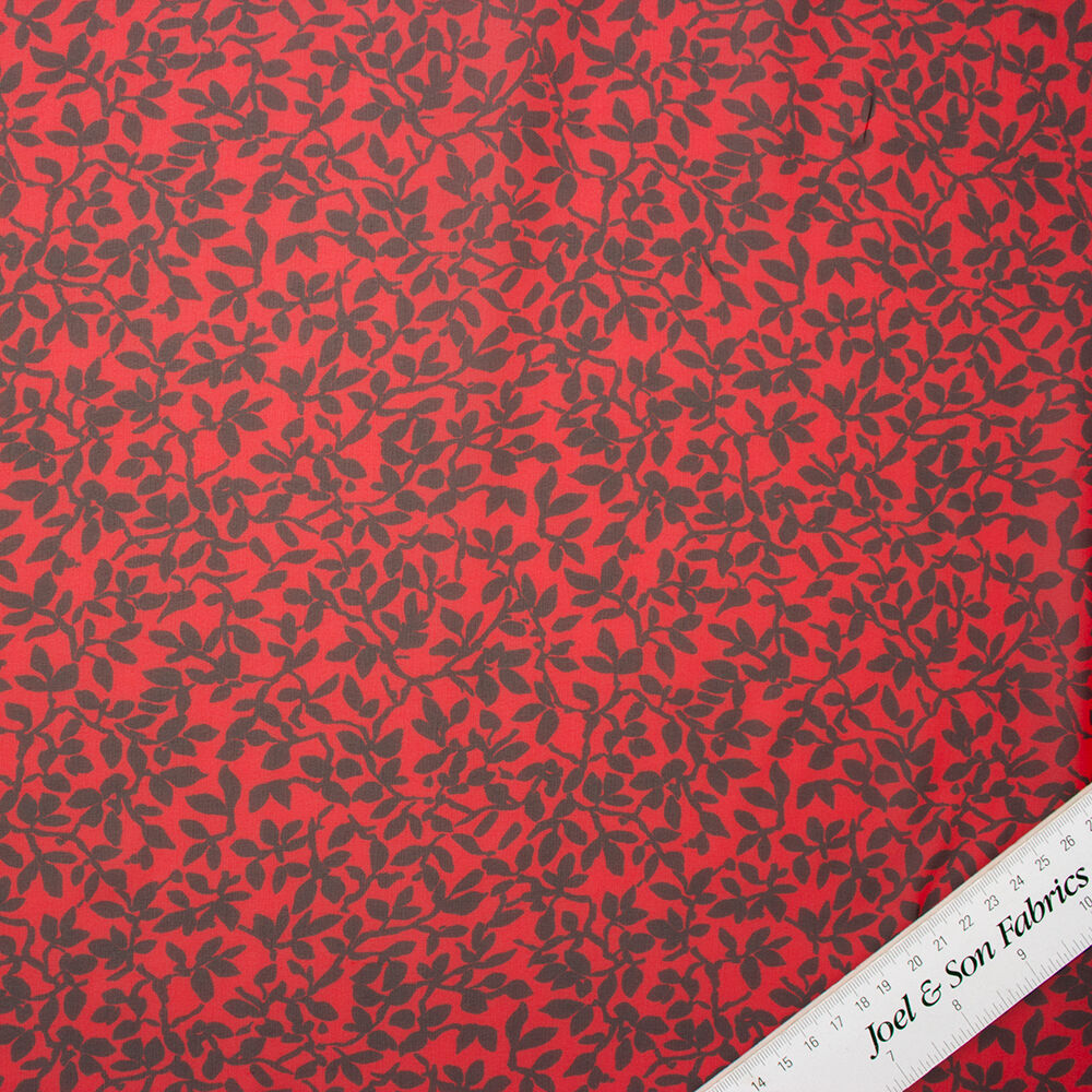 Red/Black Leaf Printed Silk Georgette (A 2.90m Piece)