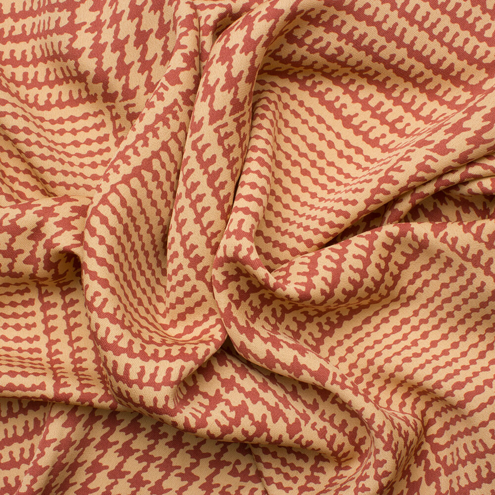 Maroon/Beige Houndstooth Silk Crêpe de Chine