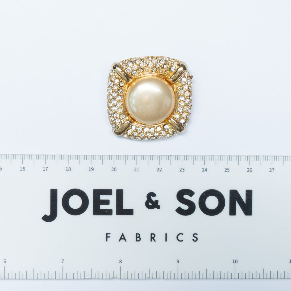 Large Pearl Centre Diamanté Gold Button