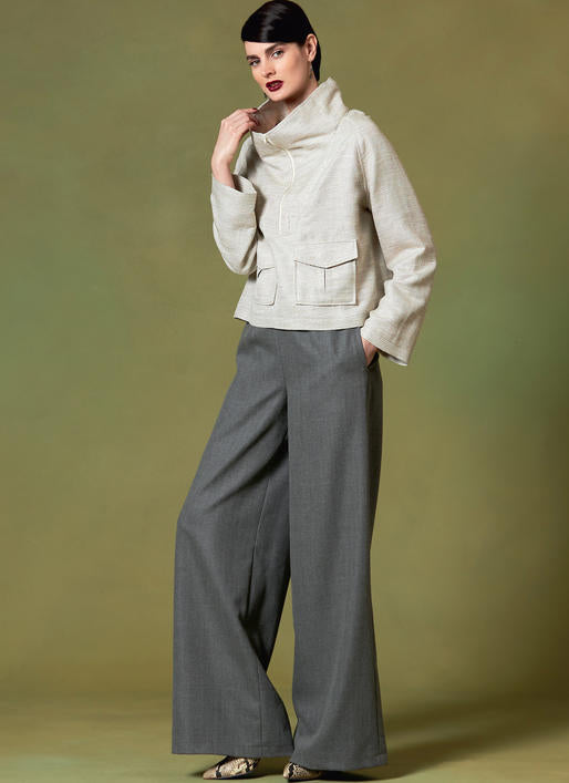 SPORTSWEAR - V1642