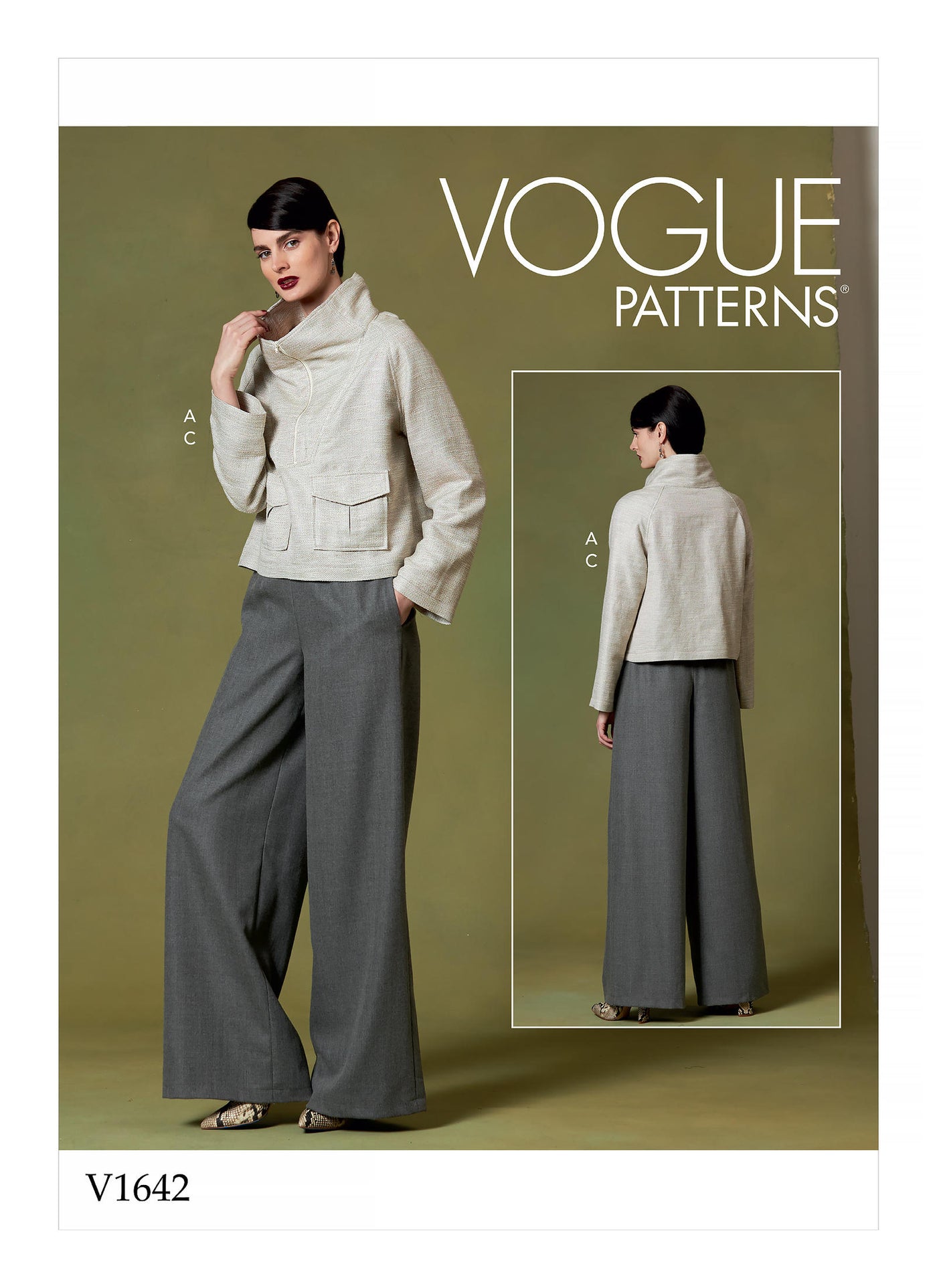 SPORTSWEAR - V1642
