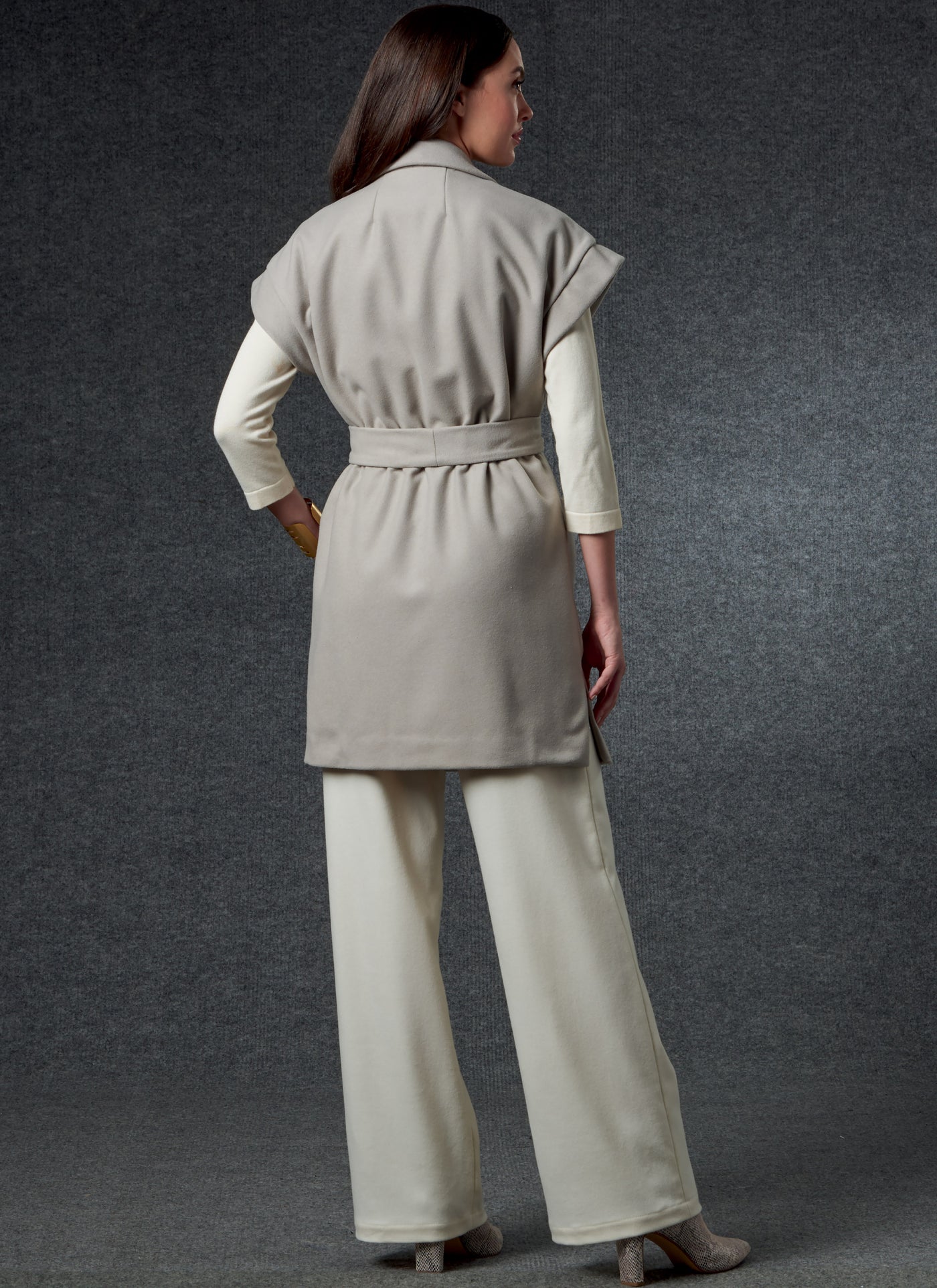JACKET/COAT/TROUSERS - V1758