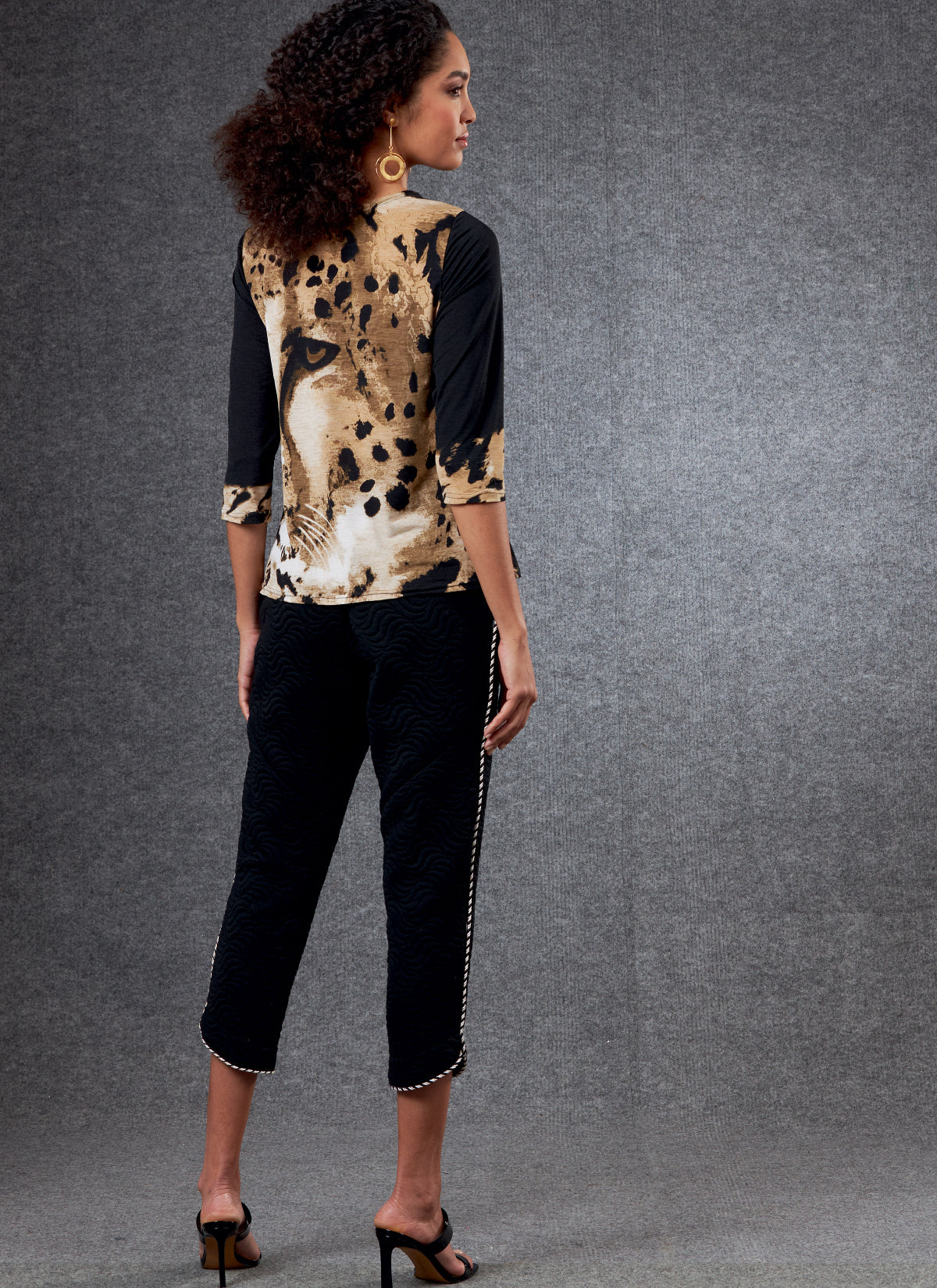TOP & TROUSERS - V1805