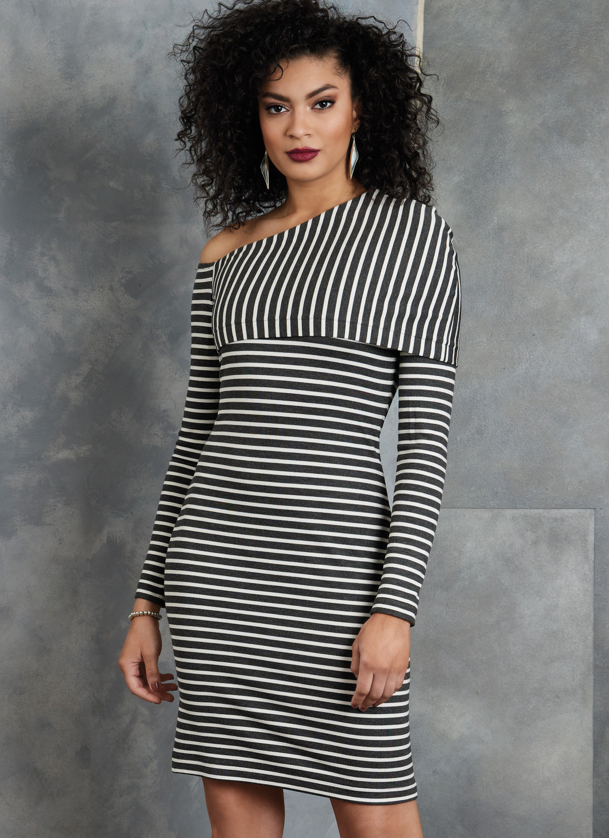 DRESS - V1906