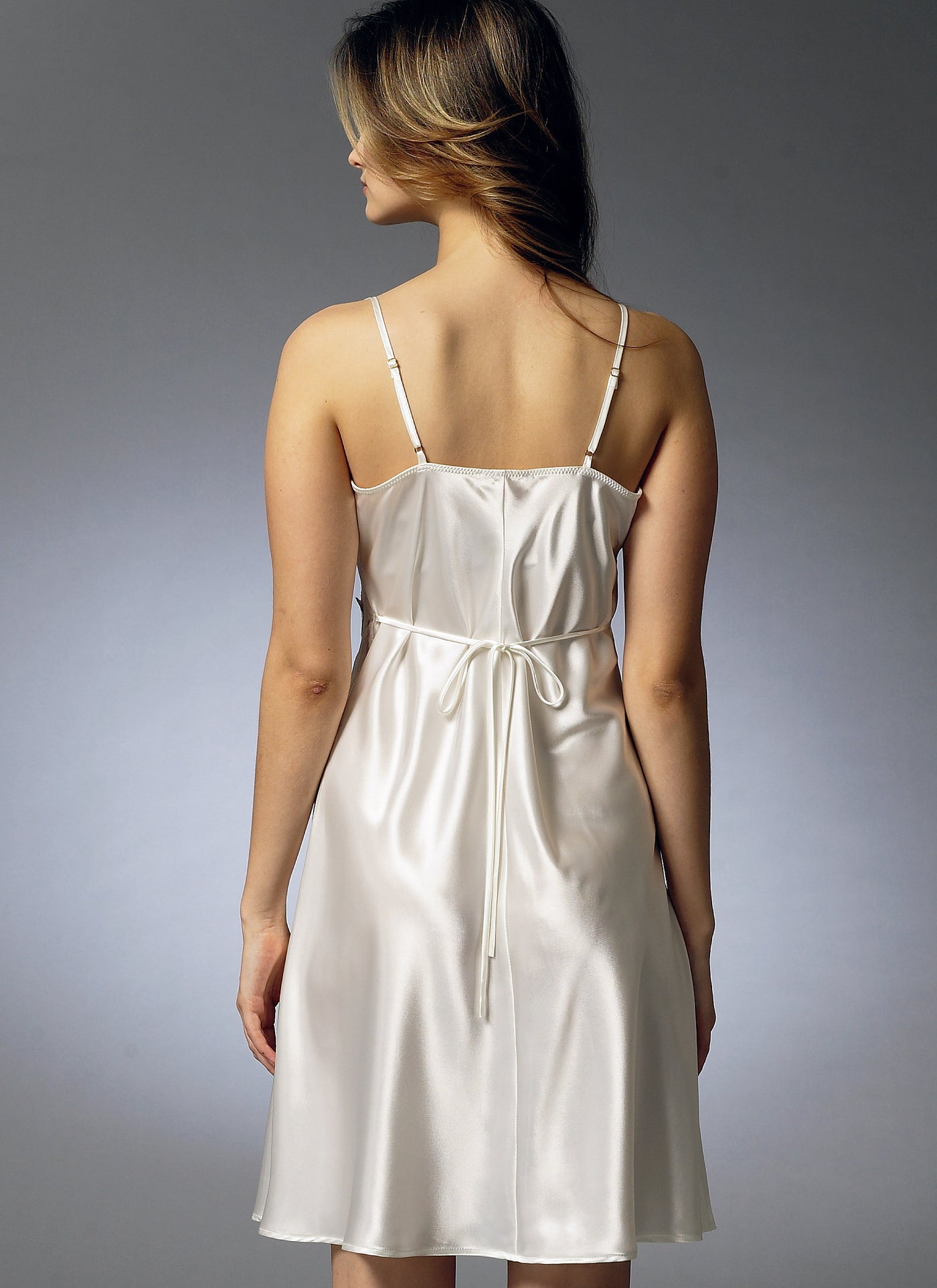 ROBE/SLIP/CAMISOLE/PANTIES - V8888