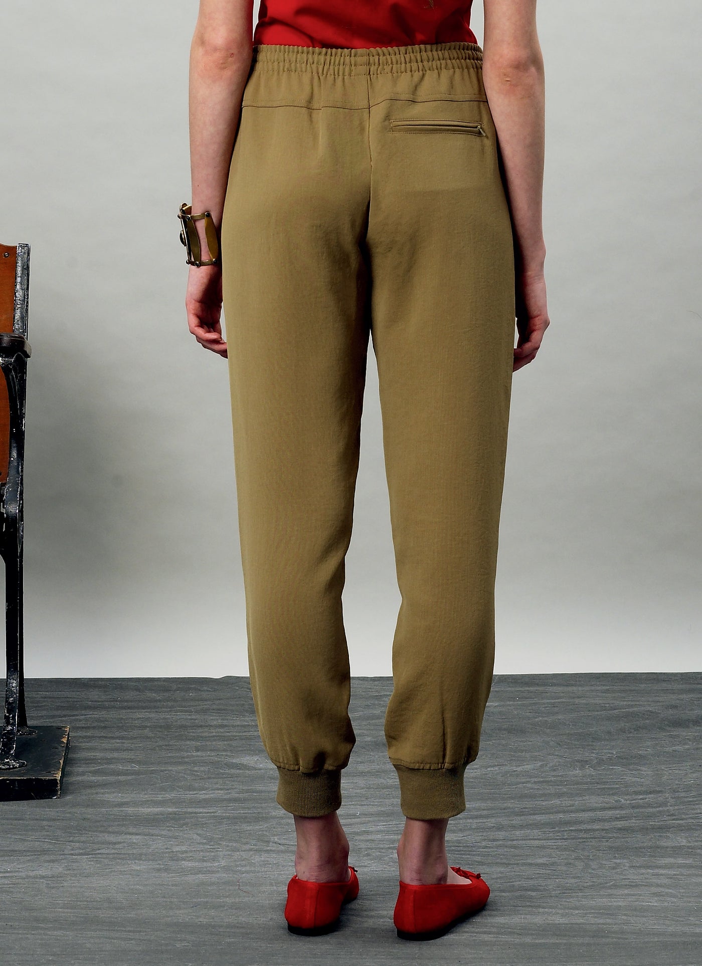 TROUSERS - V8909