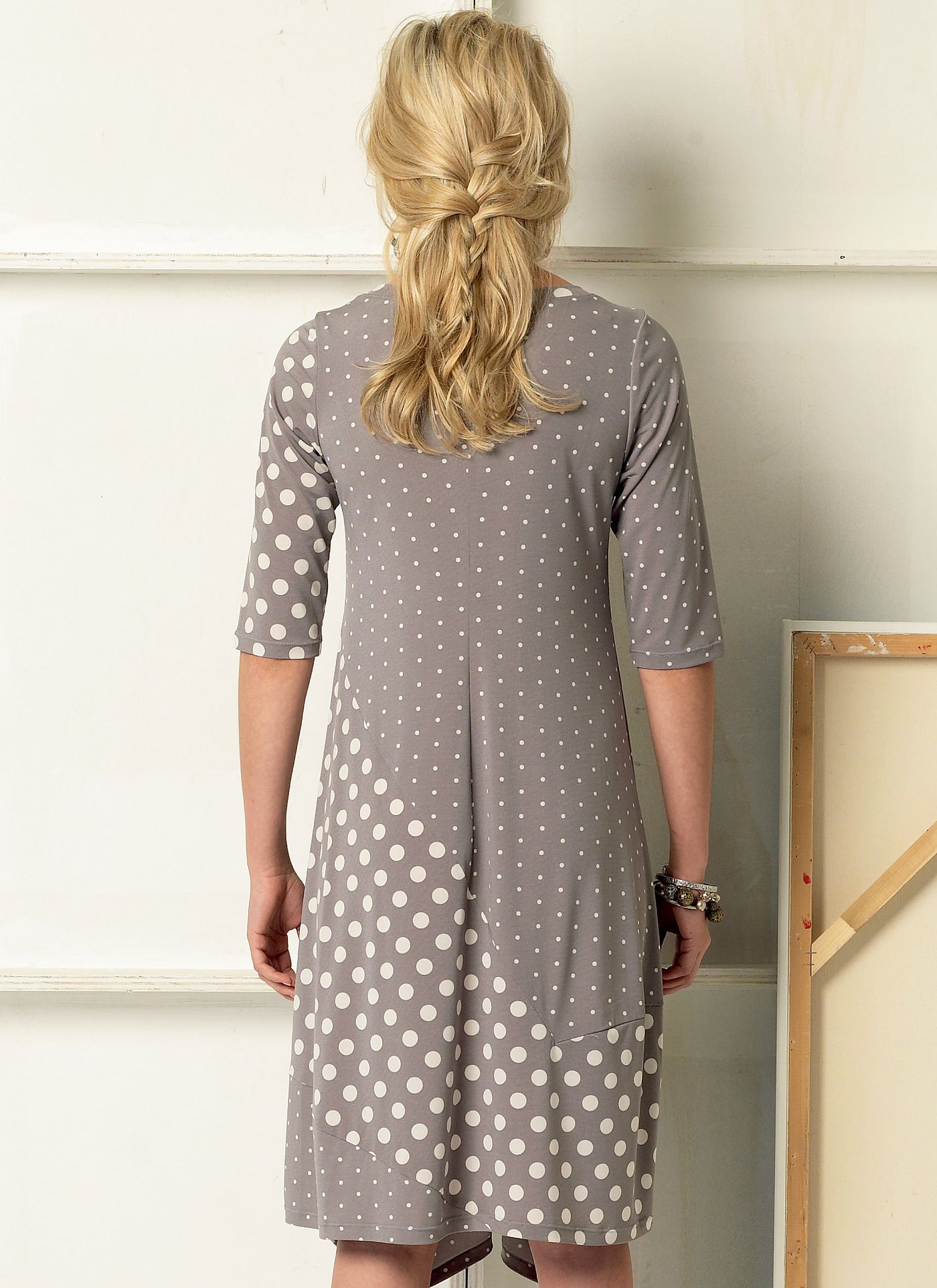 DRESS & JACKET - V8975