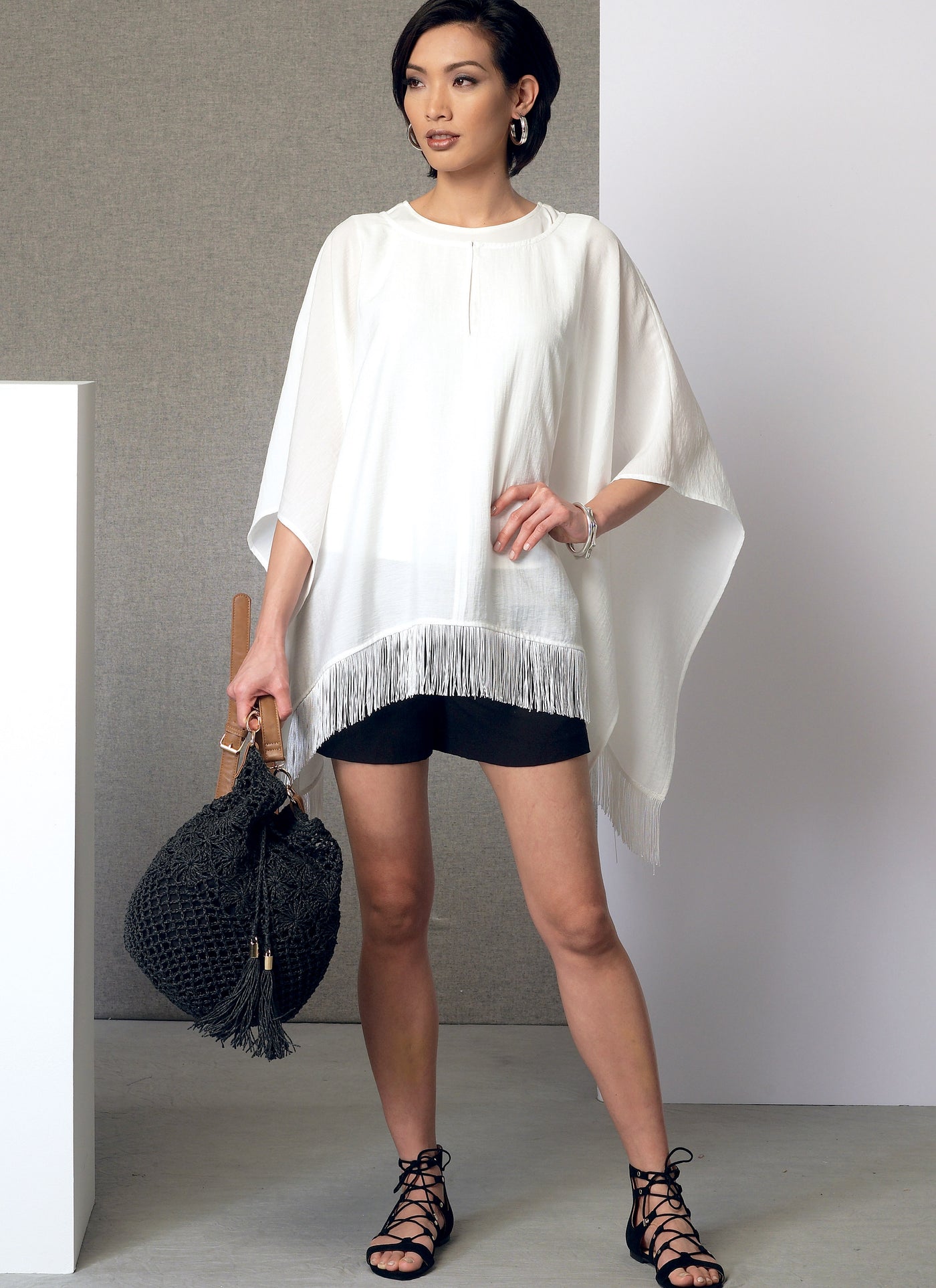 PONCHO/TOP/SHORTS/TROUSERS - V9191