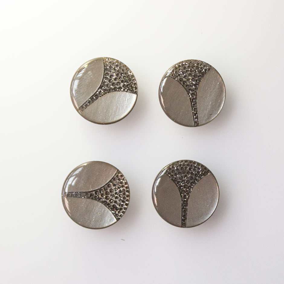 Grey Pearlised Sparkly Button - Medium