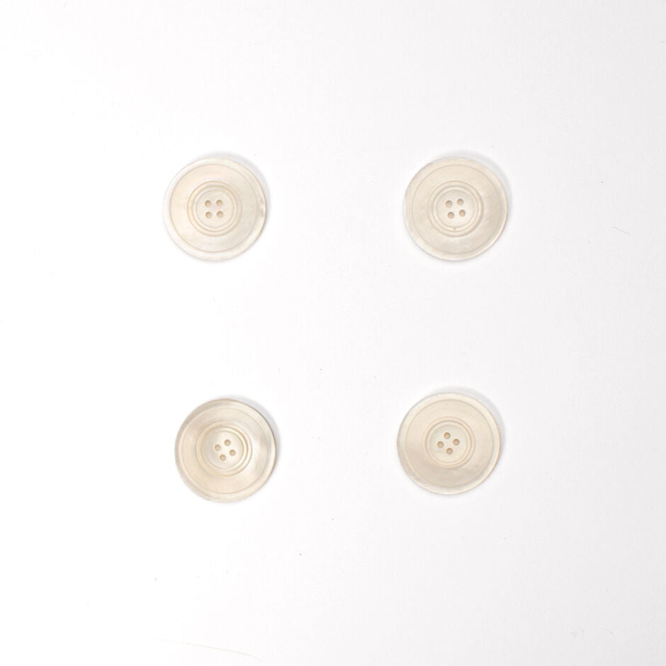 Large Ivory Pearlised Button