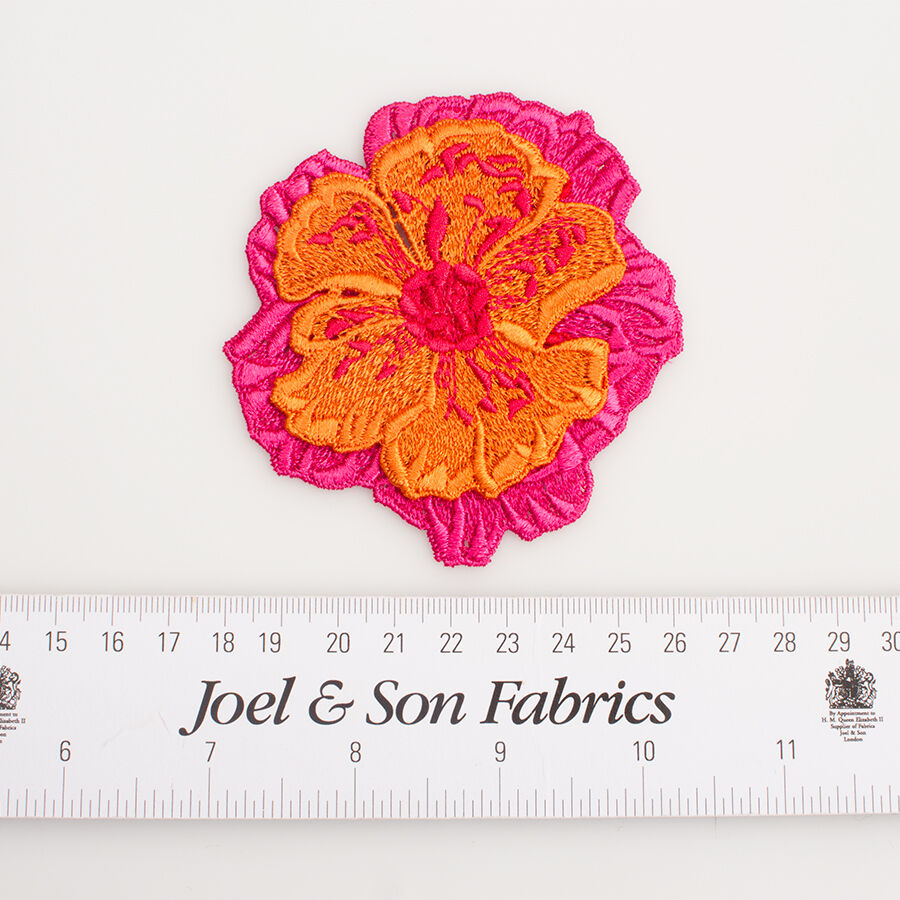 Pink/Orange Flower Motif